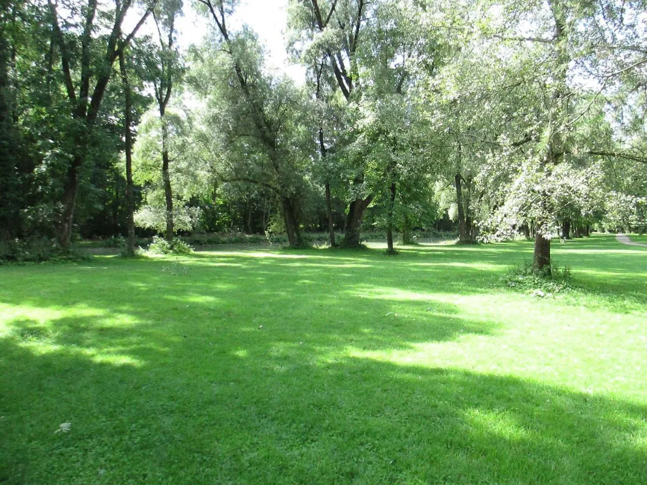 Munich Camping, Glamping & Dorms Campsite